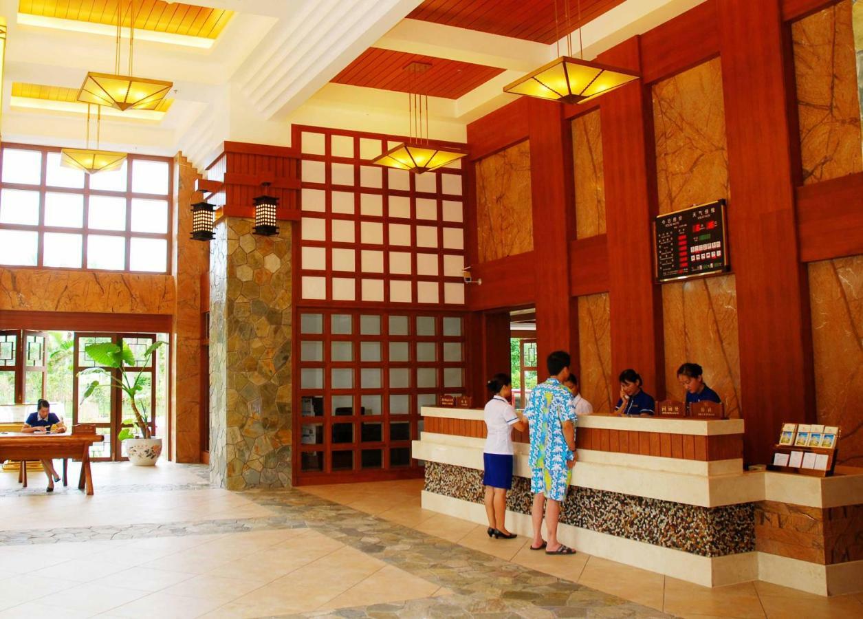 Rongjin Haiyue Hotel Sanya Exterior photo