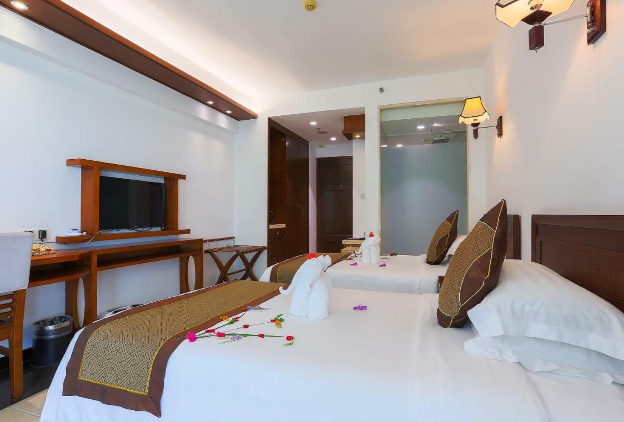 Rongjin Haiyue Hotel Sanya Exterior photo